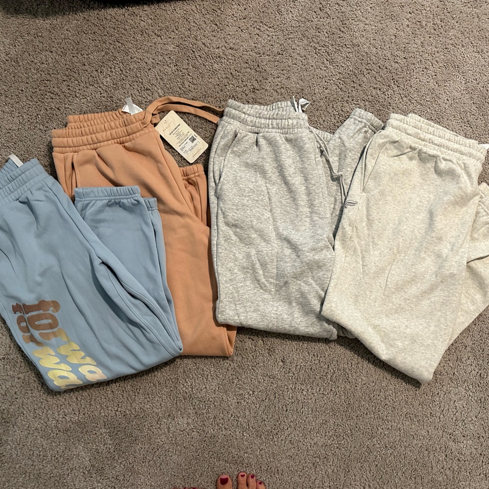 Fabletics Joggers bundle